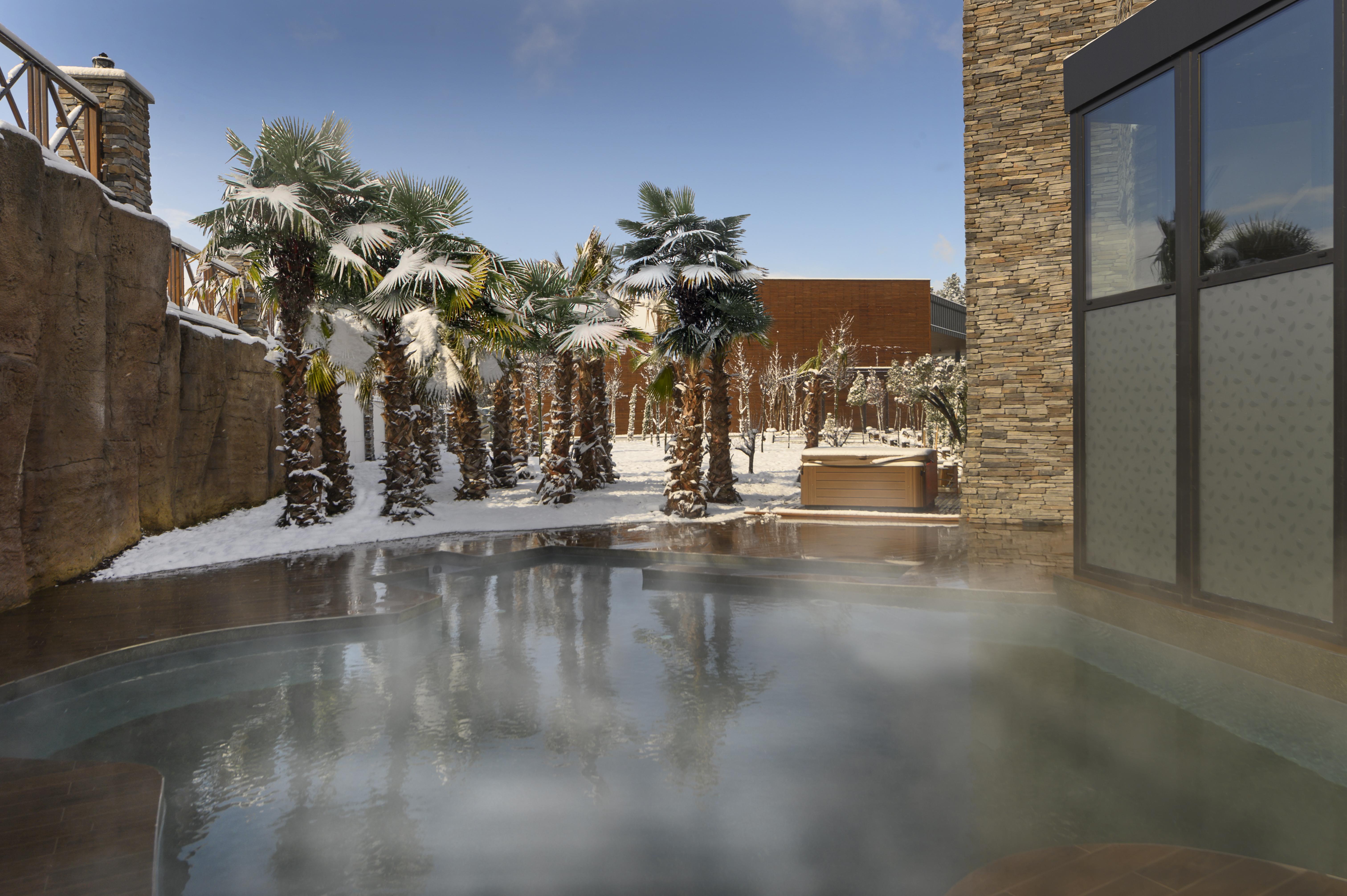 Hotel Elite World Grand Sapanca Exterior foto The spa at the Hotel