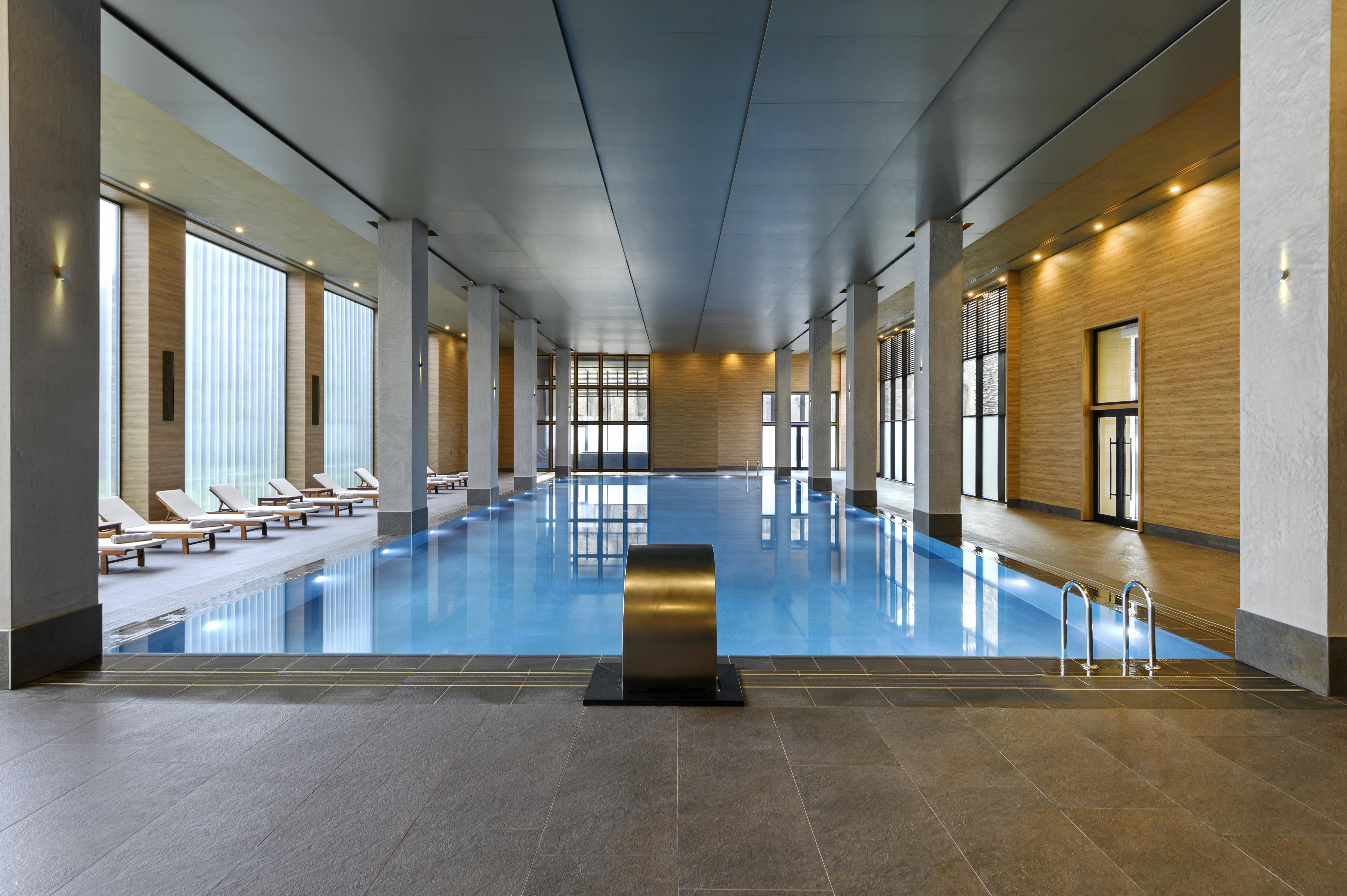Hotel Elite World Grand Sapanca Exterior foto The swimming pool