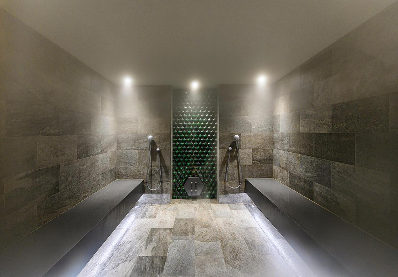 Hotel Elite World Grand Sapanca Exterior foto Turkish bath at the hotel